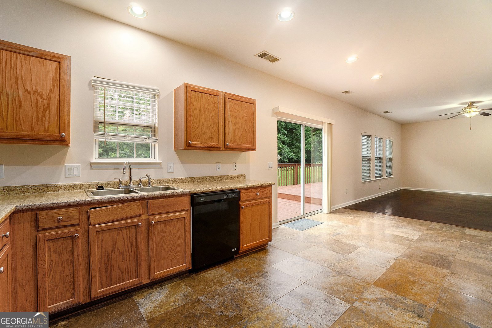 7711 Parkside Drive Lithia Springs - 10