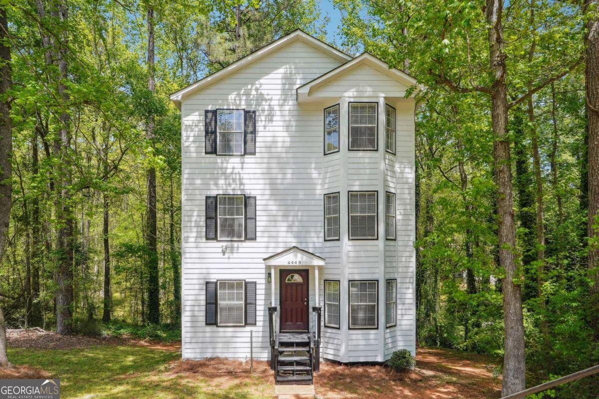 4448 Janice Drive Snellville - 1