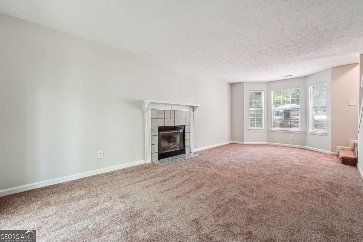4448 Janice Drive Snellville - 27