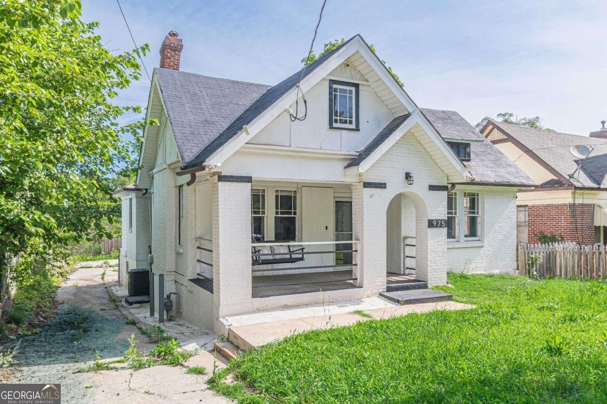 975 Dill Avenue Atlanta - 1