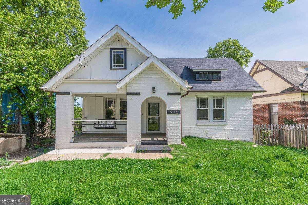 975 Dill Avenue Atlanta - 2