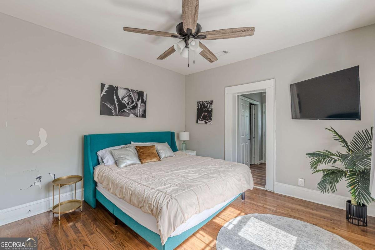 975 Dill Avenue Atlanta - 29