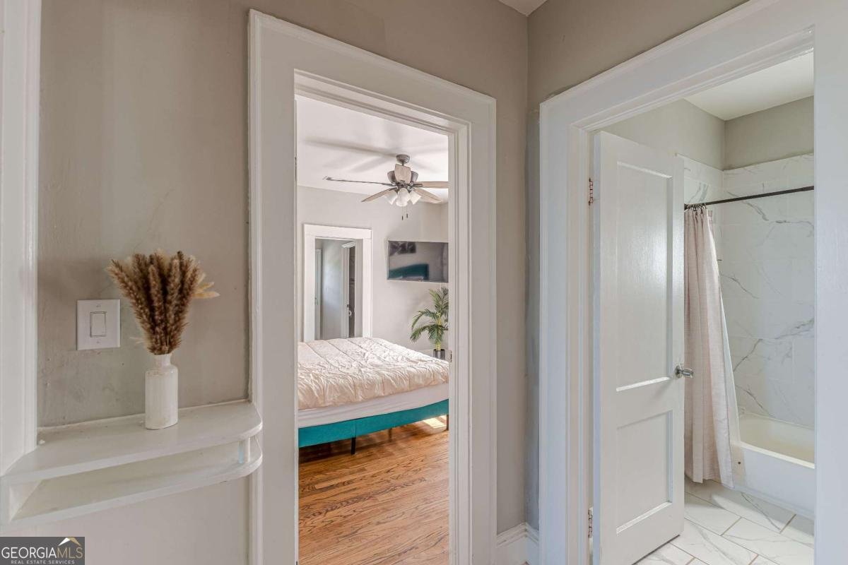 975 Dill Avenue Atlanta - 31