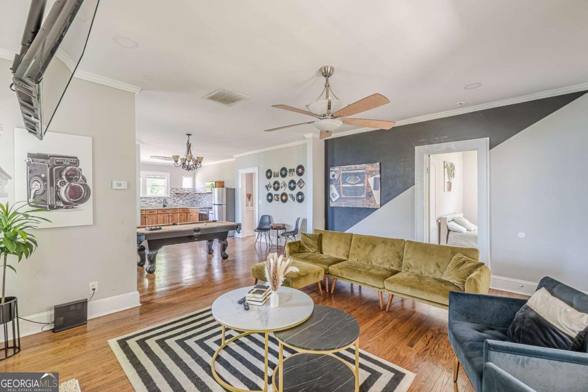 975 Dill Avenue Atlanta - 9