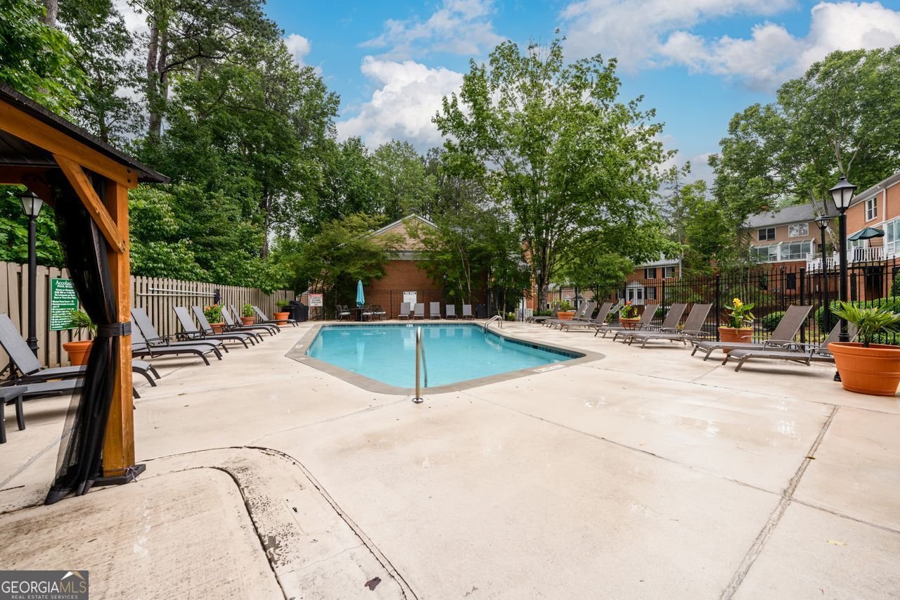 7500 Roswell Road Sandy Springs - 33