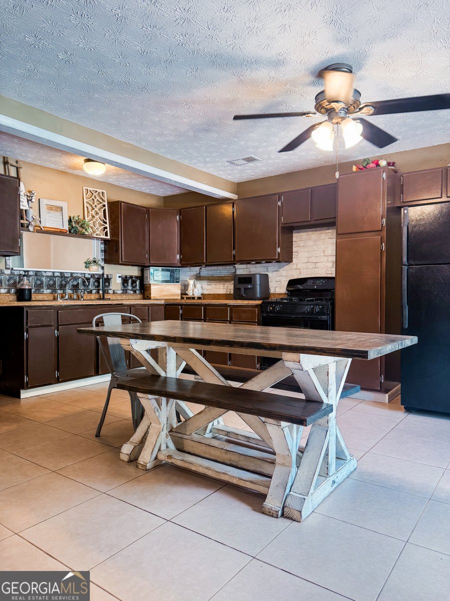 225 Second Street Bowdon - 12