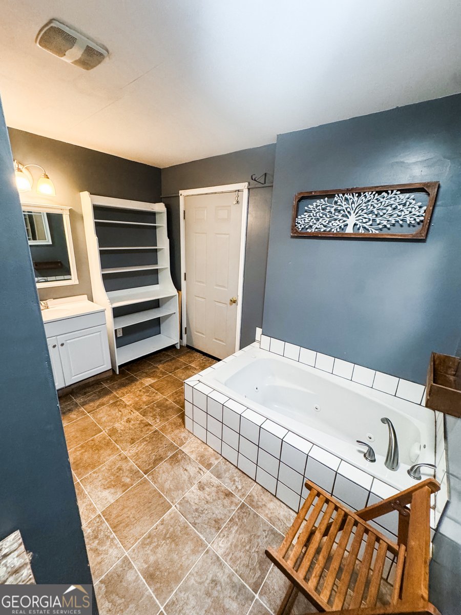 225 Second Street Bowdon - 17