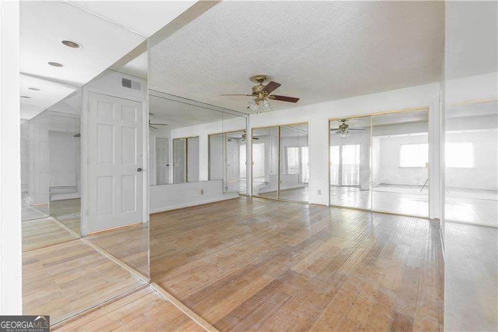 1213 Camelot Drive Atlanta - 13