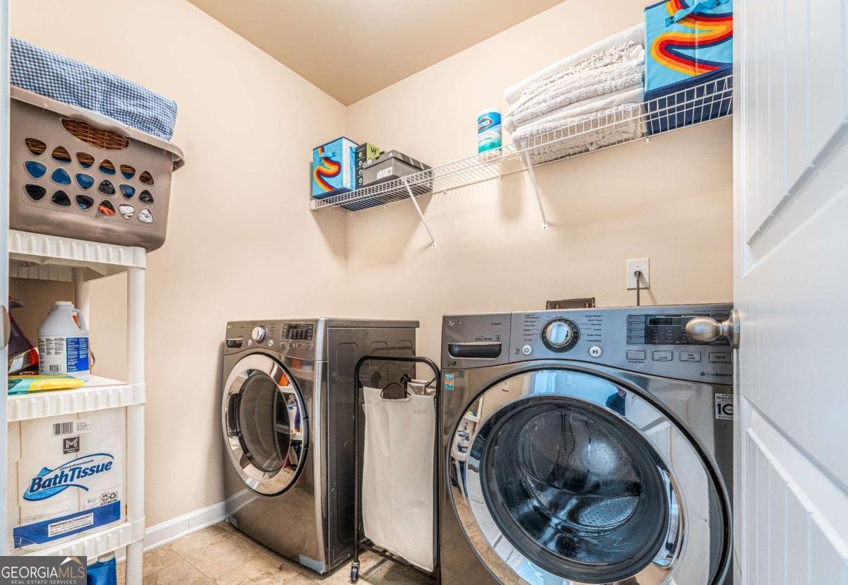 8553 BRAYLEN MANOR Drive Douglasville - 11