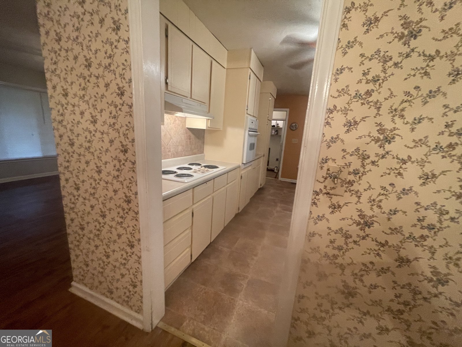 260 HARRIS Drive Fort Valley - 12