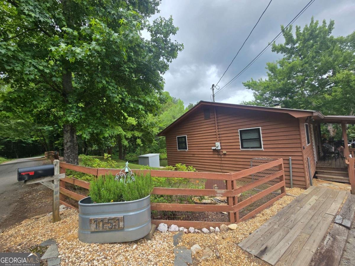 1151 Twin Mountain Lakes Circle Talking Rock - 1