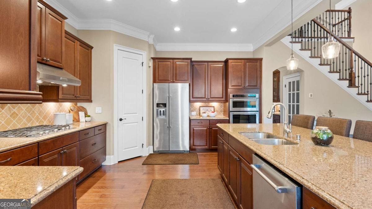9015 Emerson Place Alpharetta - 12