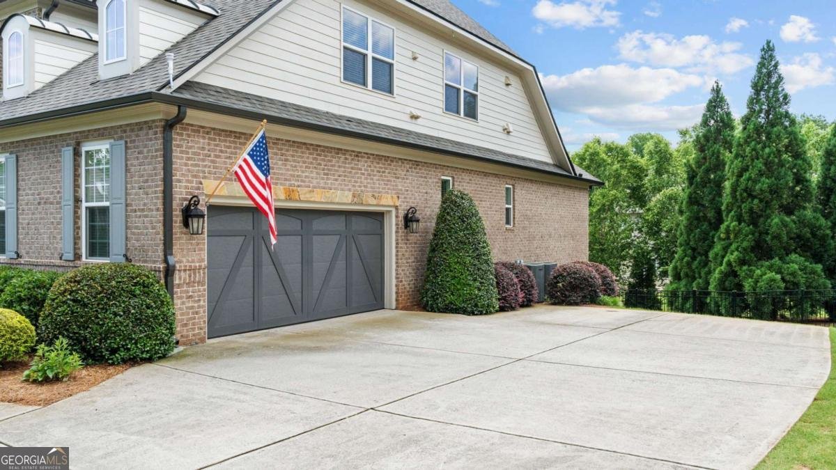 9015 Emerson Place Alpharetta - 45