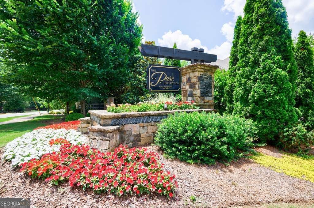 9015 Emerson Place Alpharetta - 46