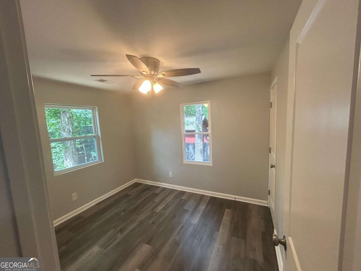 5090 Lorraine Place Forest Park - 11