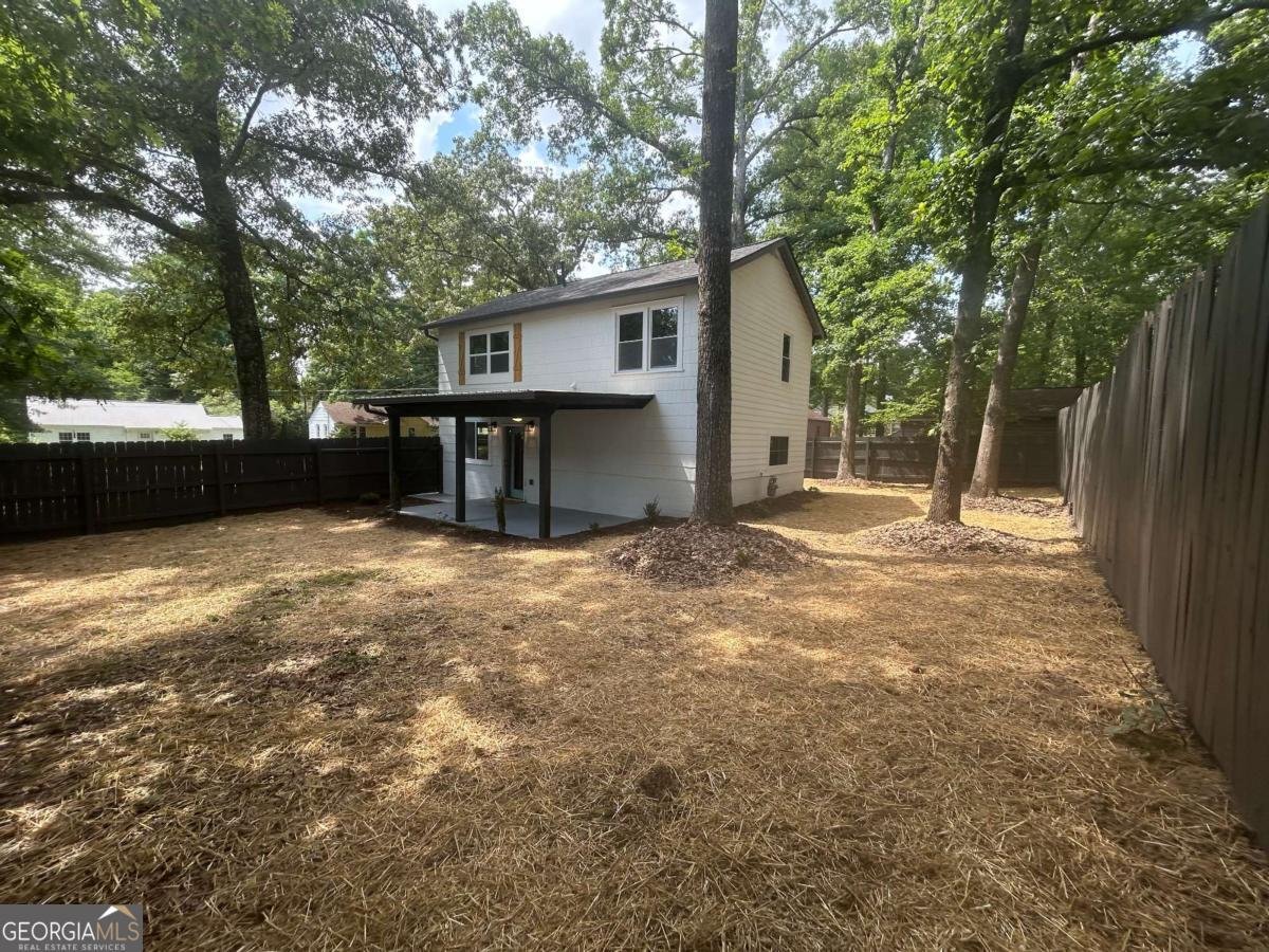 5090 Lorraine Place Forest Park - 16