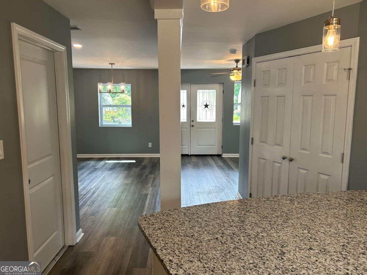 5090 Lorraine Place Forest Park - 5