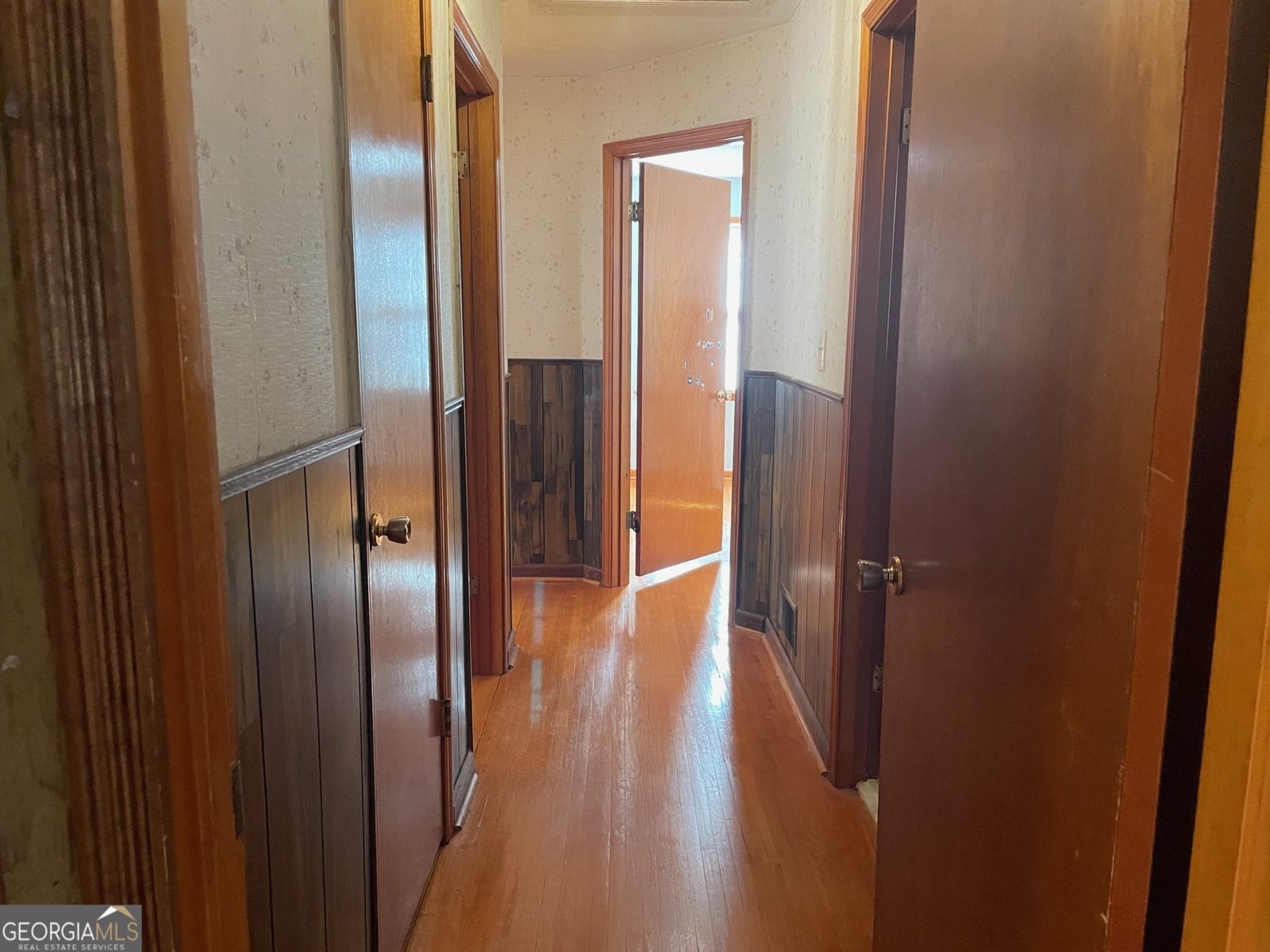 6099 Winview Drive Forest Park - 7