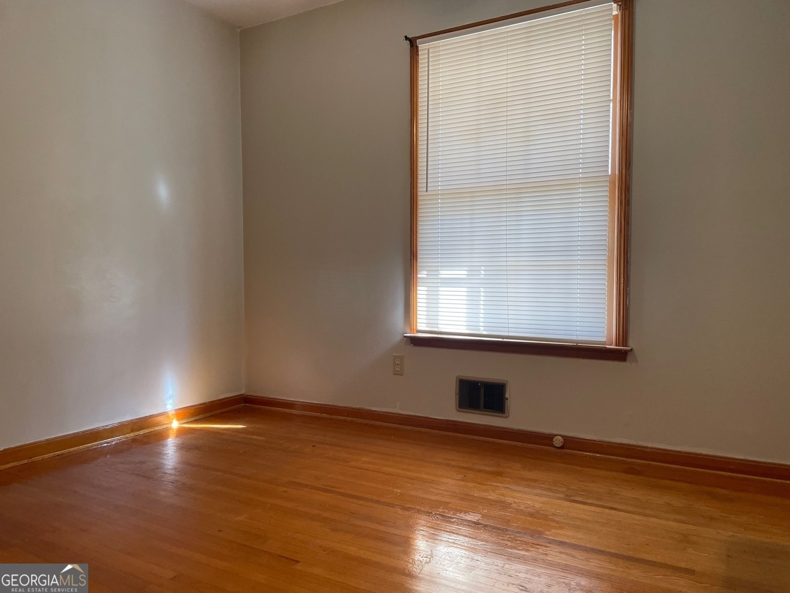 6099 Winview Drive Forest Park - 8