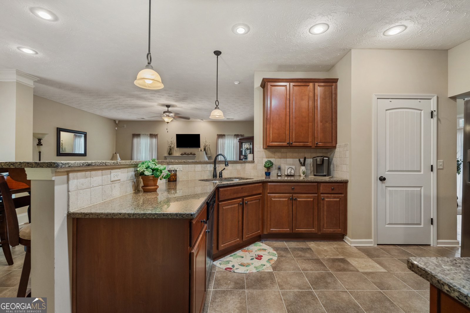6437 Woodbriar Lane Midland - 17