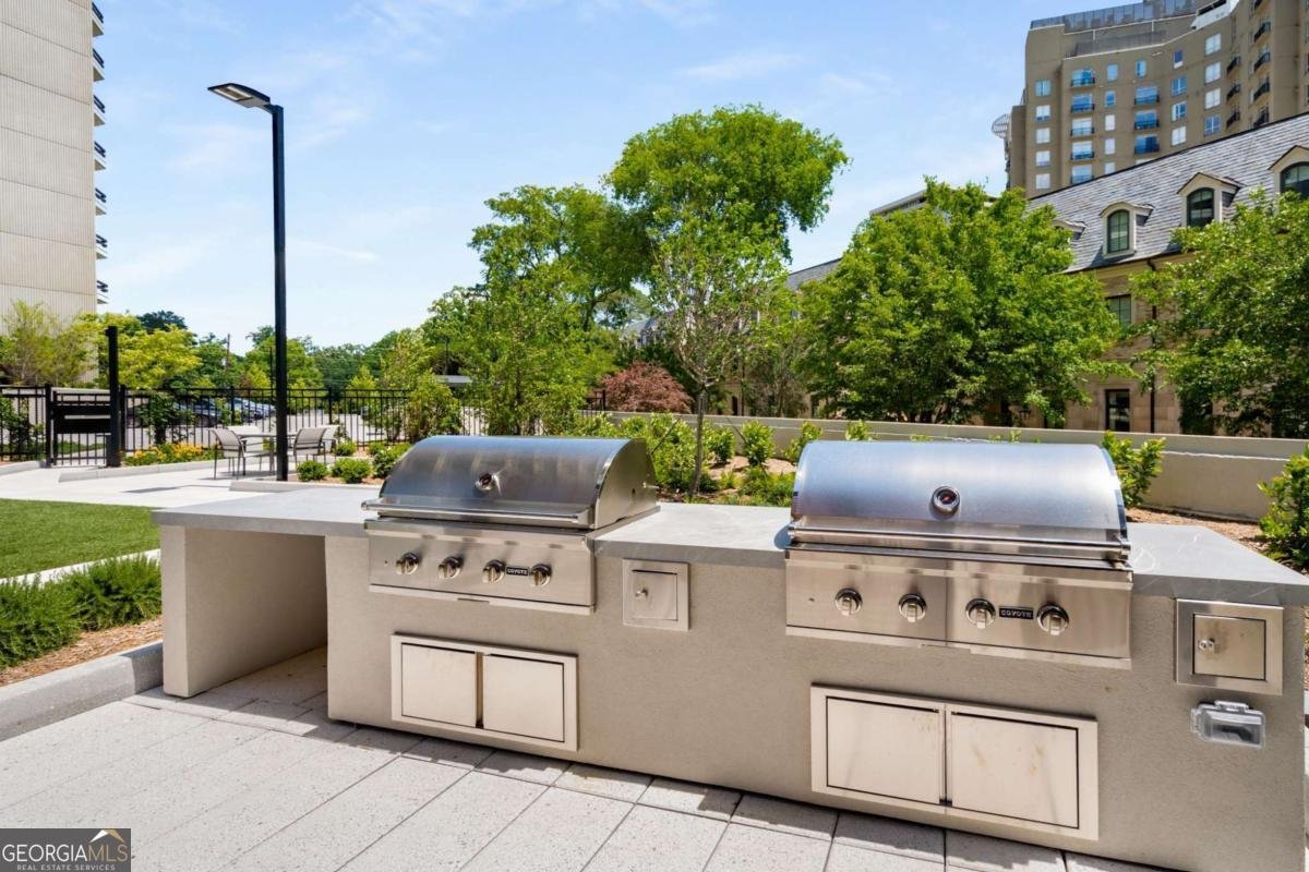 2660 Peachtree Road Atlanta - 40