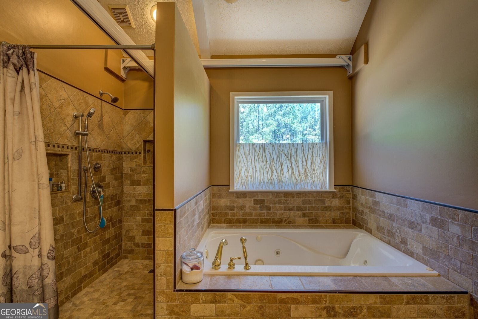 637 Lakeview Drive Newborn - 51