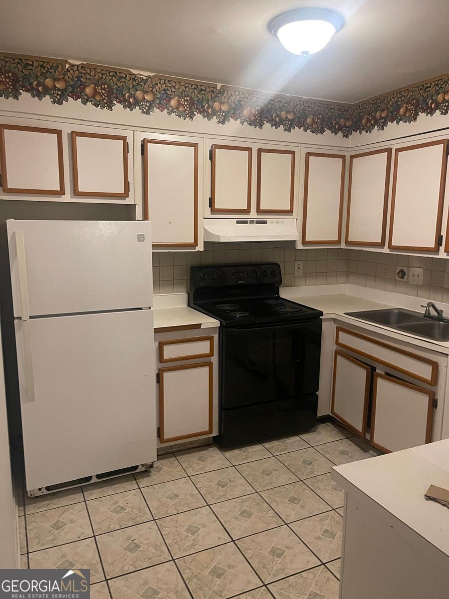 1308 CAMELOT Drive South Fulton - 6
