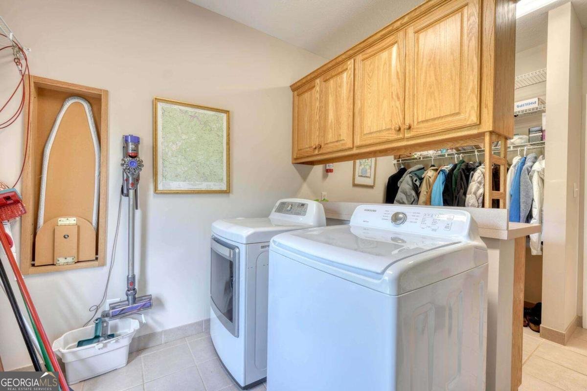 208 Rich Drive Blairsville - 32