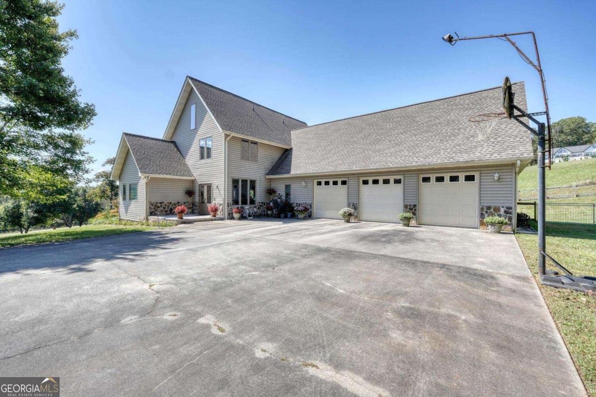 208 Rich Drive Blairsville - 59