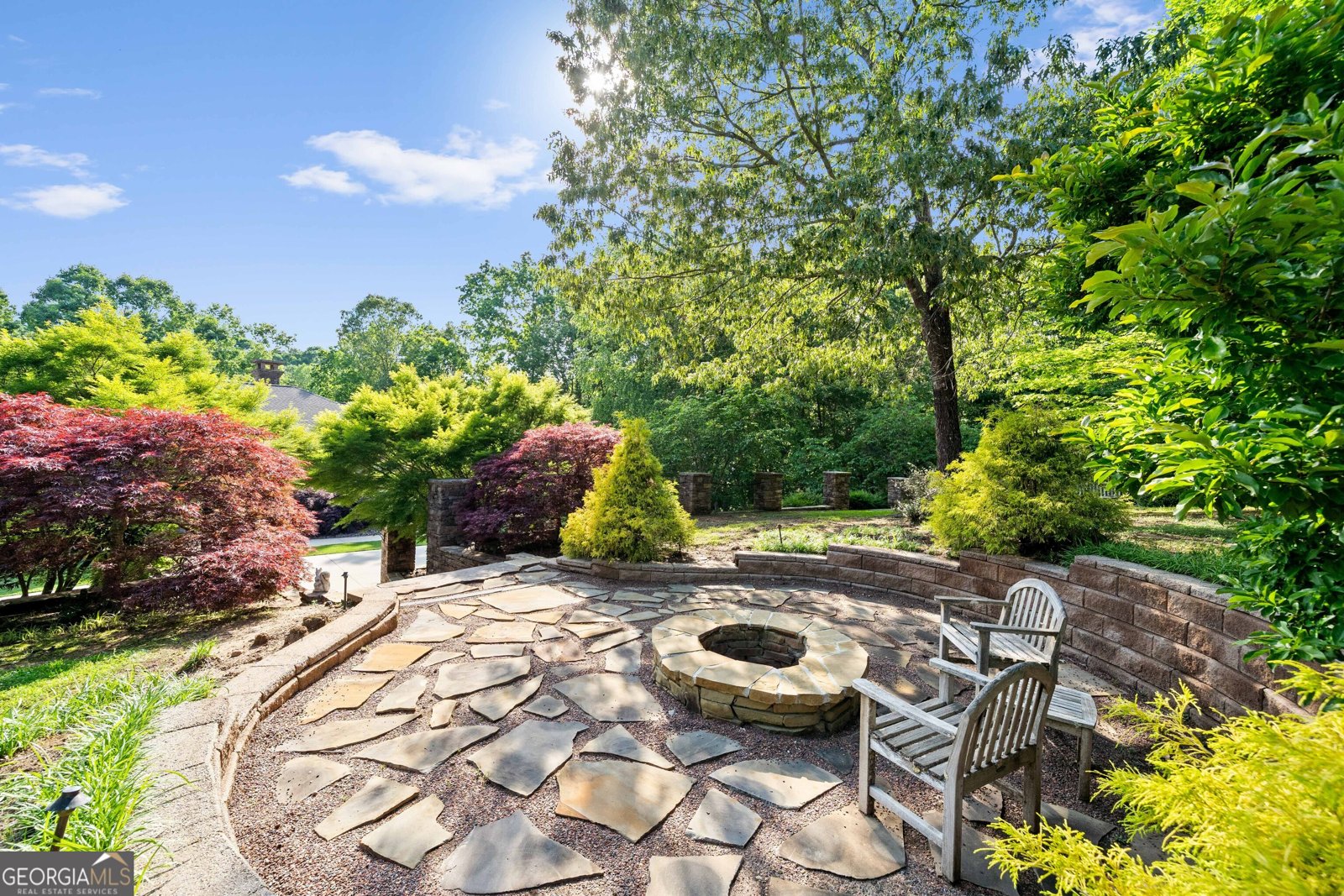 1447 Travis Smith Road Clarkesville - 37