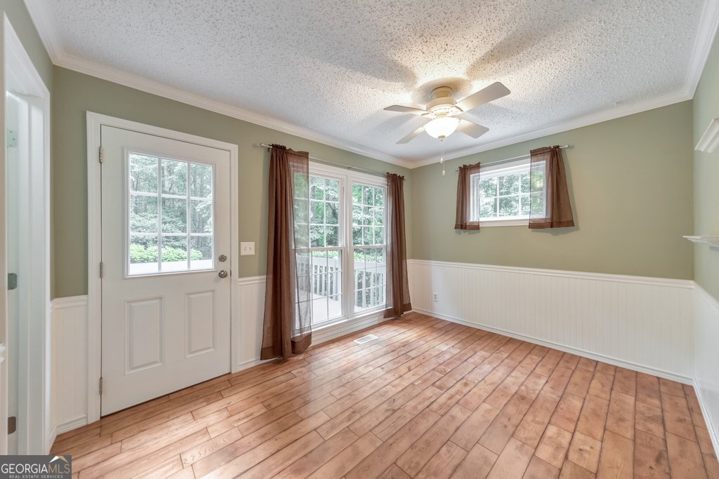 405 Leslie Court Woodstock - 15