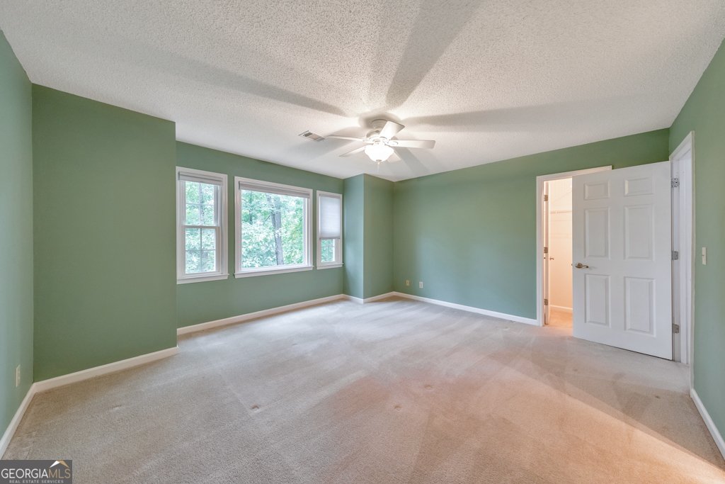 405 Leslie Court Woodstock - 36