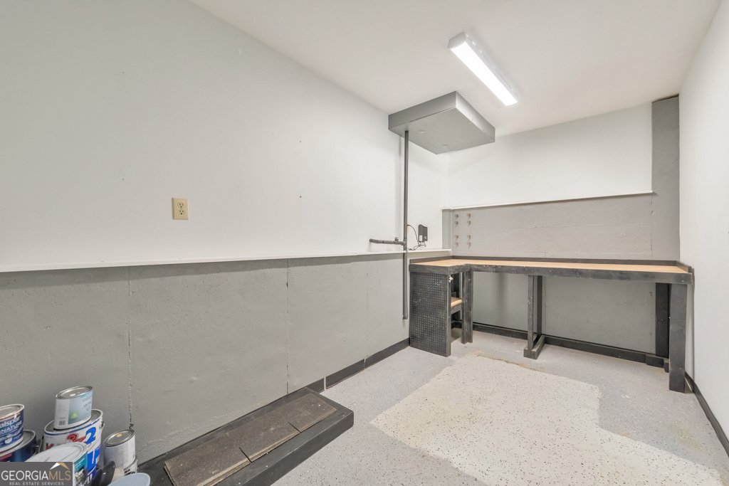 405 Leslie Court Woodstock - 41