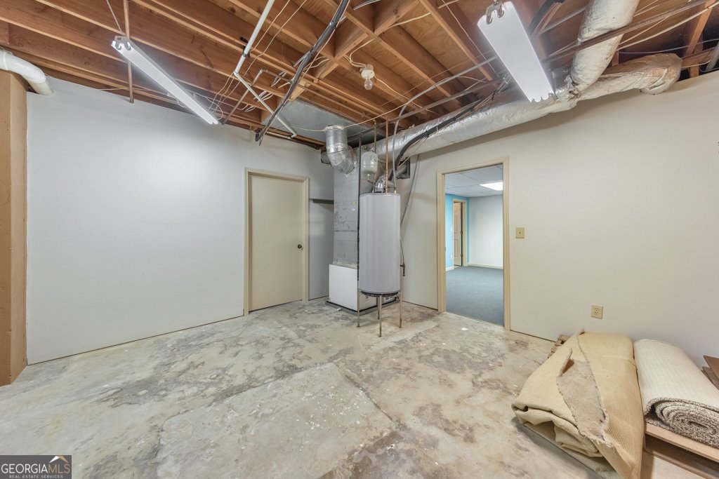 405 Leslie Court Woodstock - 43