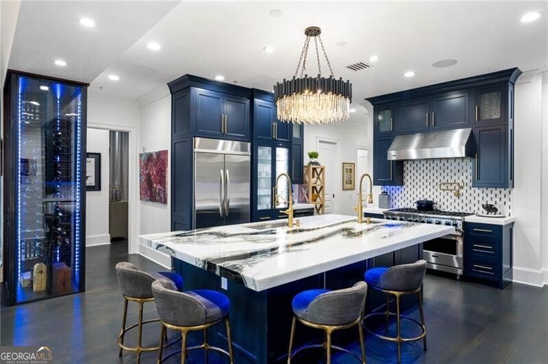 3286 Northside Parkway Atlanta - 25