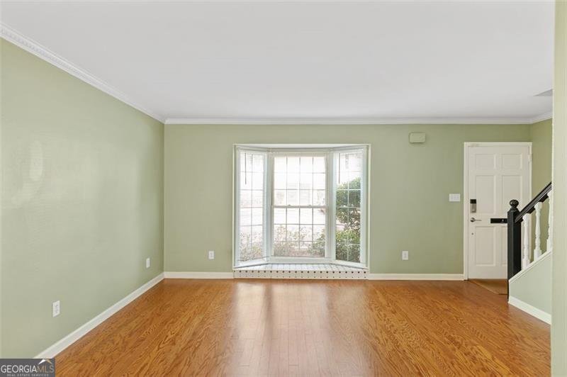 136 PEACHTREE MEMORIAL Drive Atlanta - 3