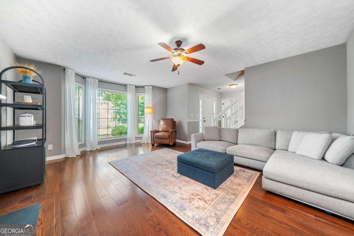 802 Bluff Place Woodstock - 11