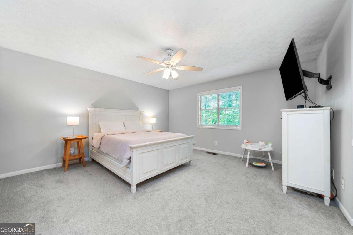 802 Bluff Place Woodstock - 19