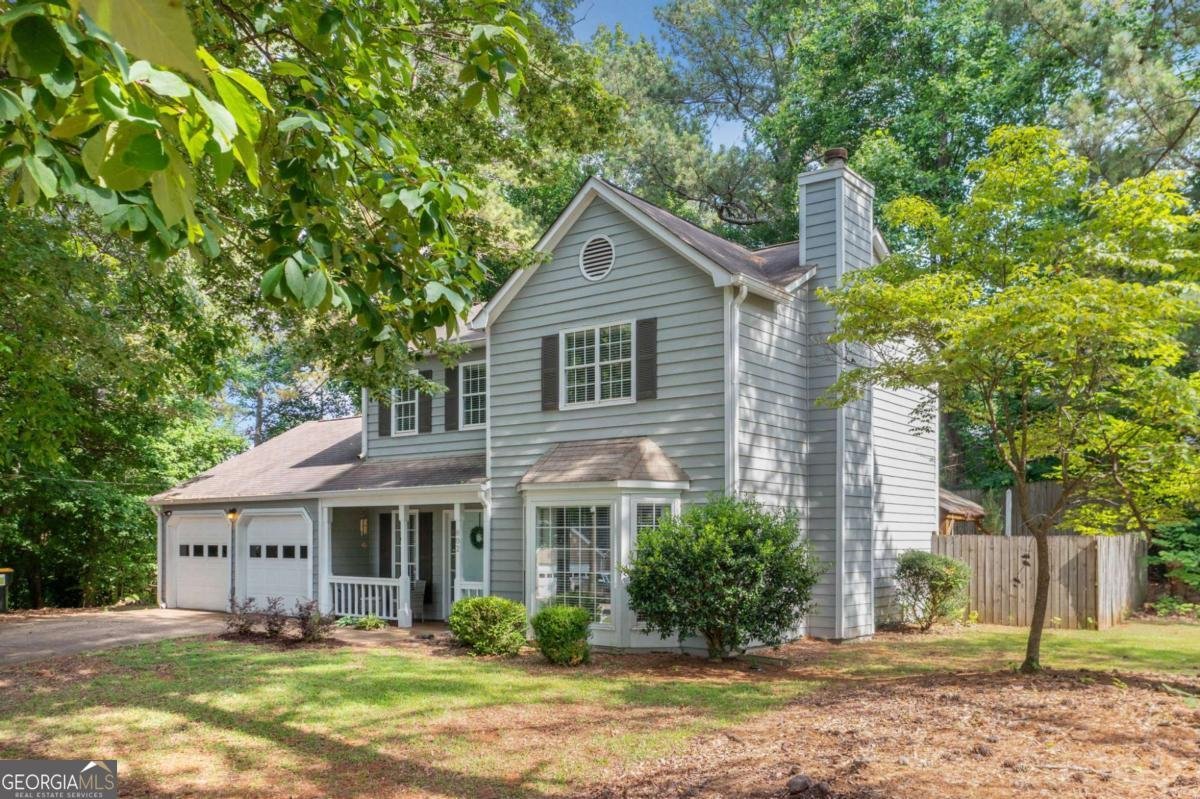 802 Bluff Place Woodstock - 2