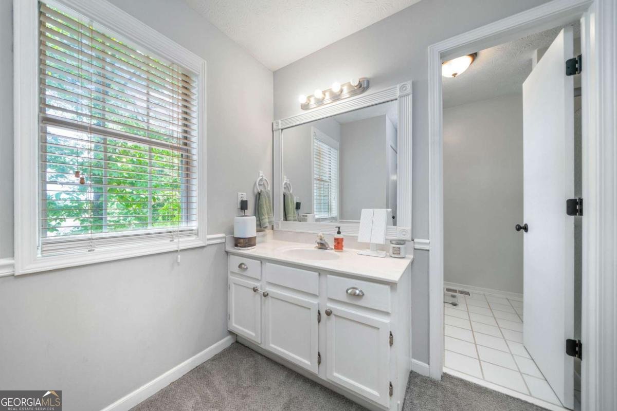 802 Bluff Place Woodstock - 21