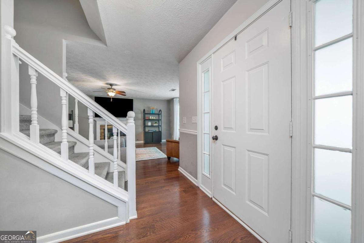 802 Bluff Place Woodstock - 6