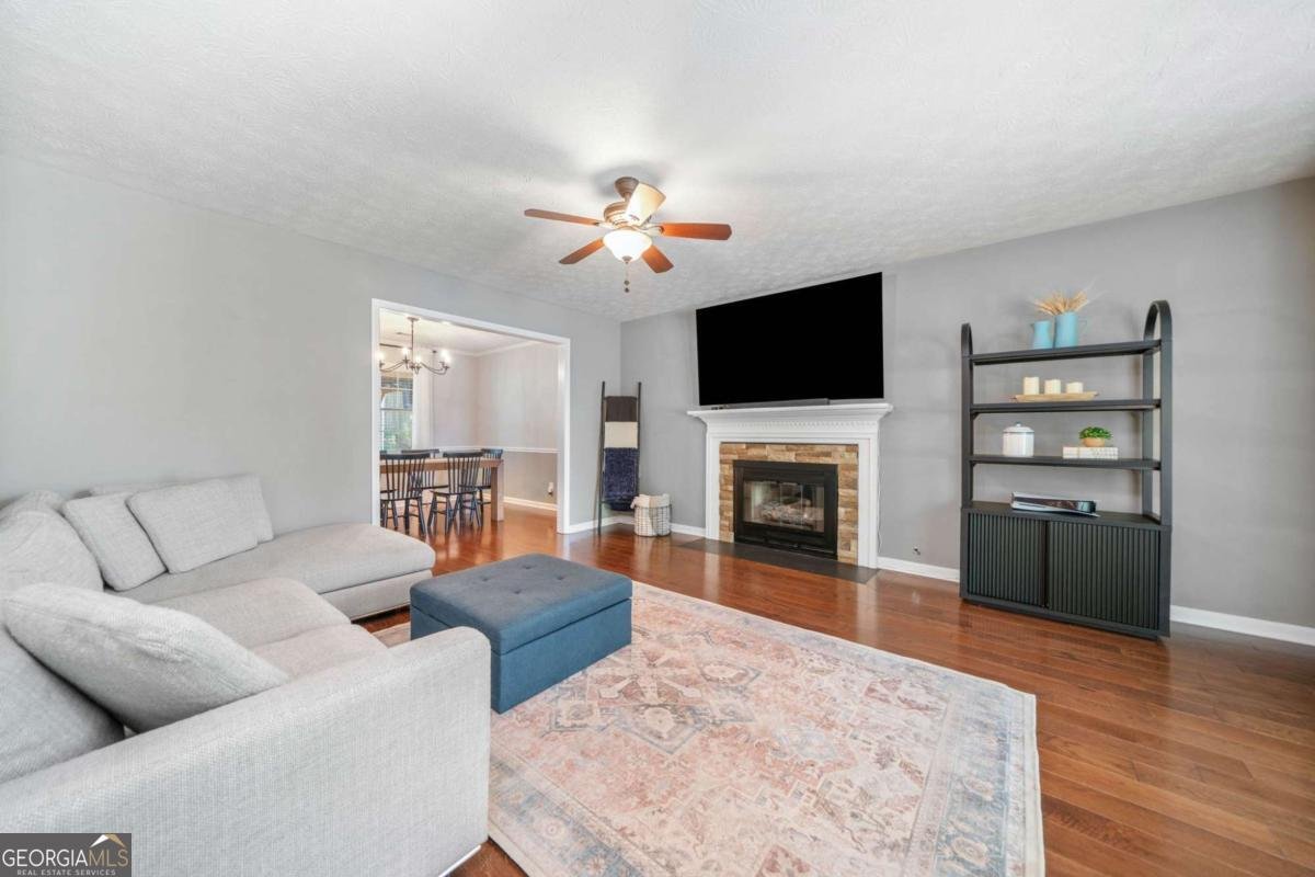 802 Bluff Place Woodstock - 9