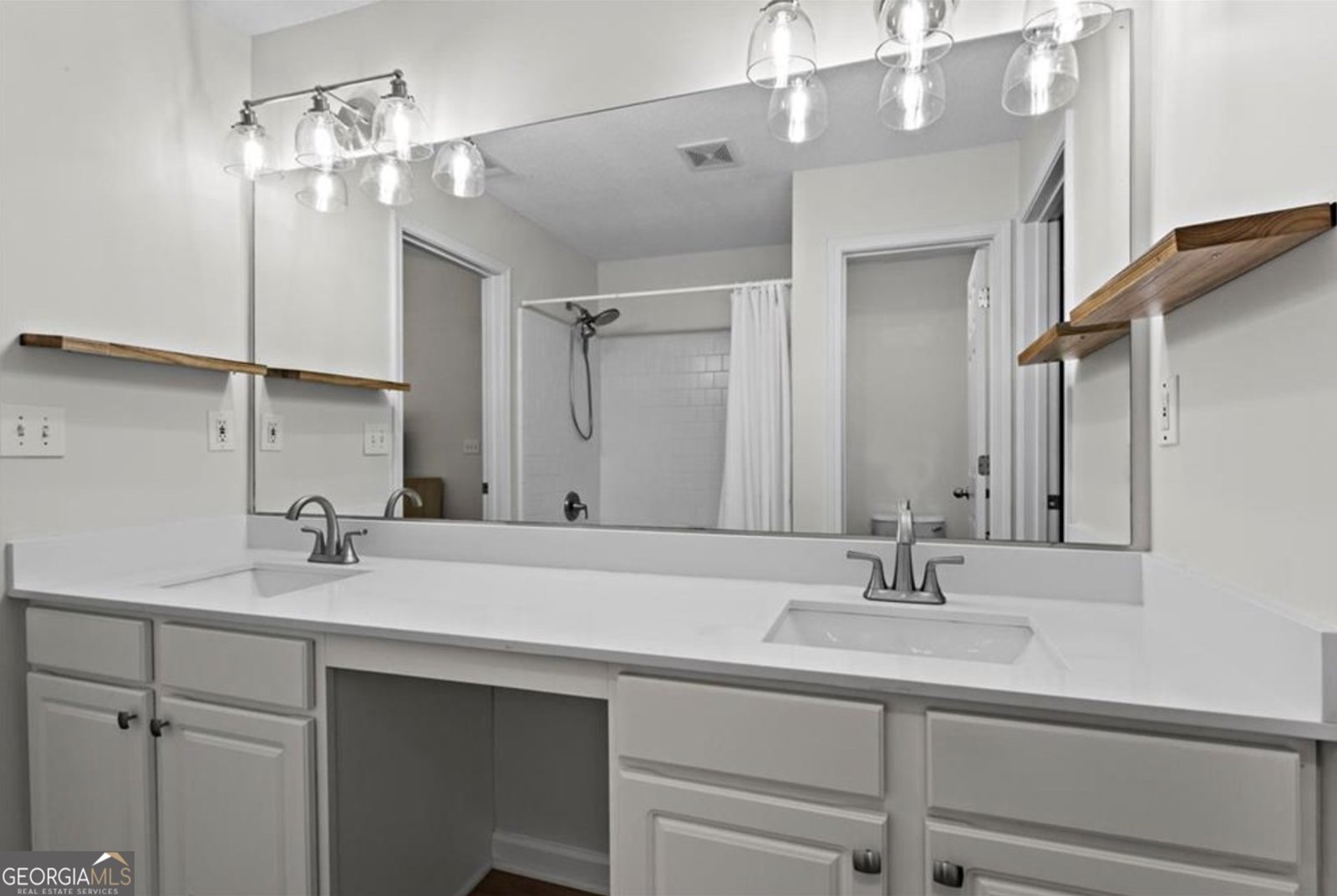 11255 Wittenridge Drive Alpharetta - 19
