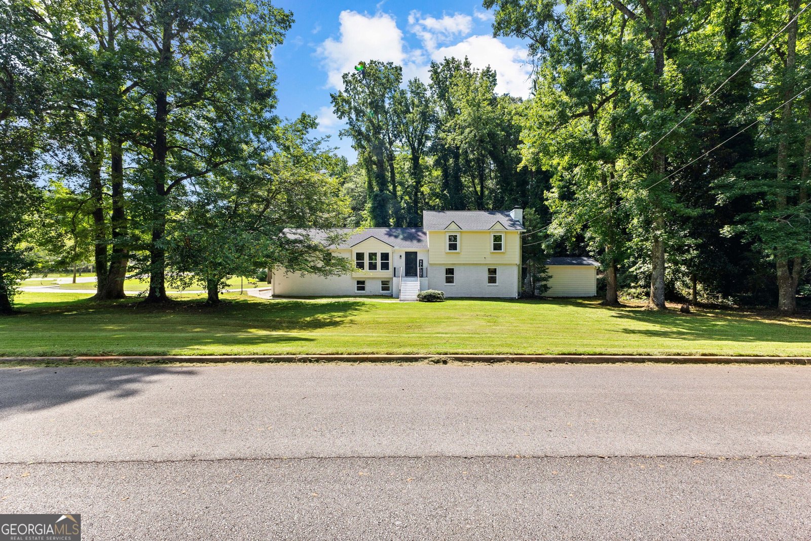 601 Nelson Drive Thomaston - 1
