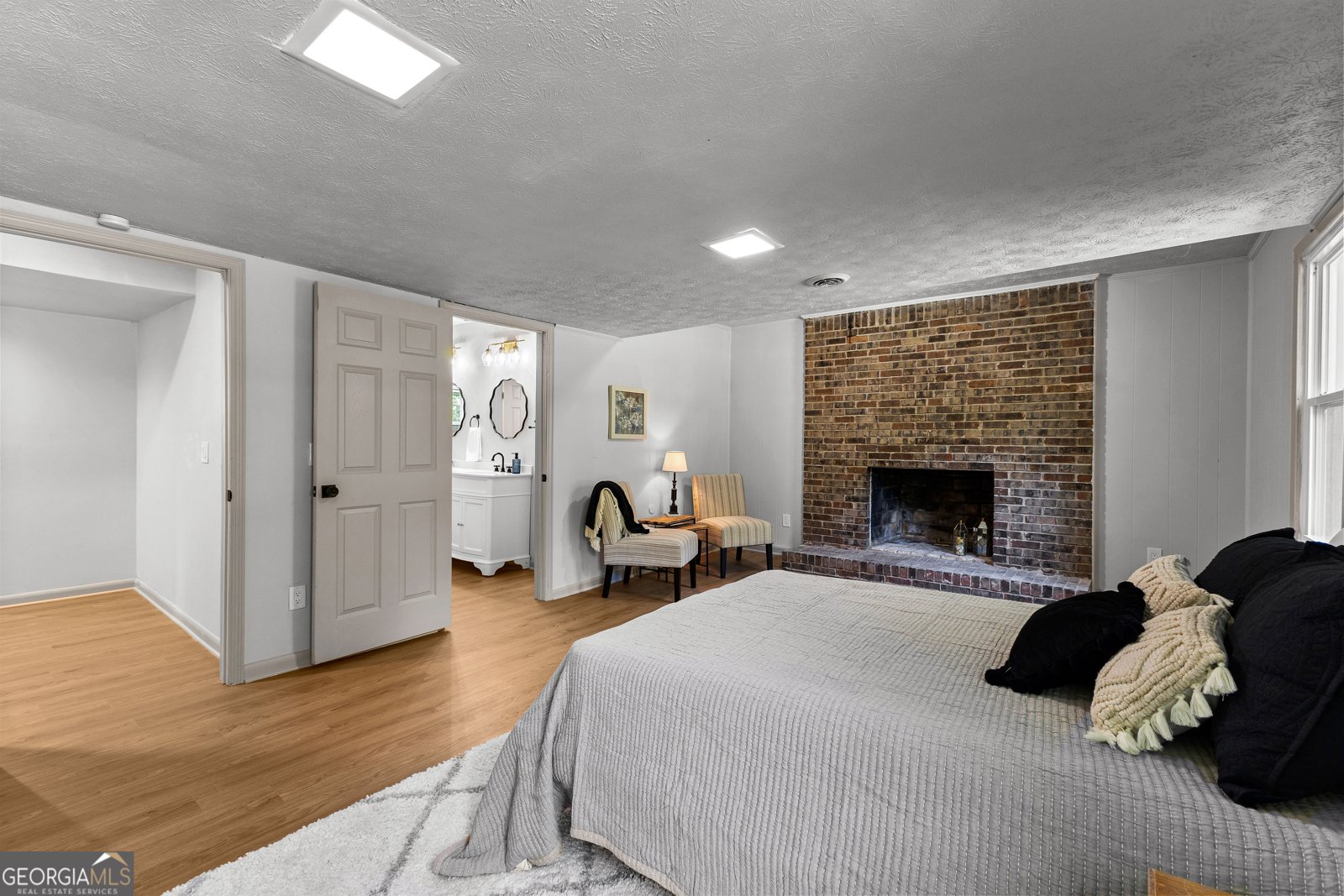 601 Nelson Drive Thomaston - 16