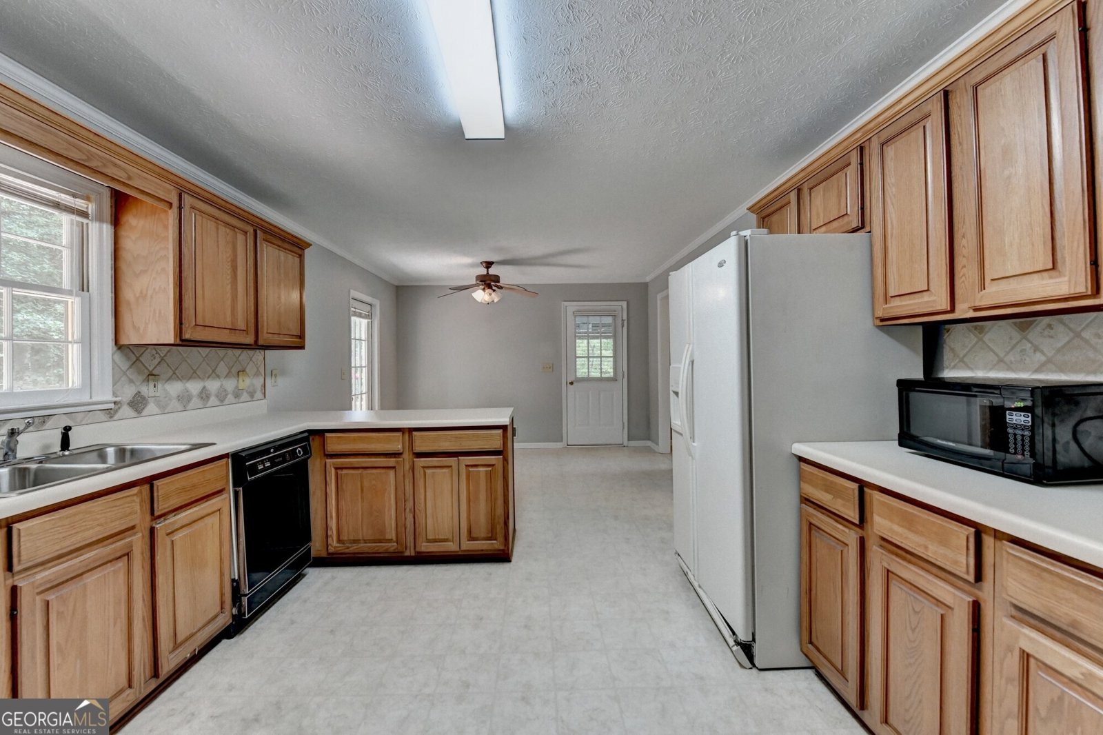 1592 Walkway Court Lilburn - 19