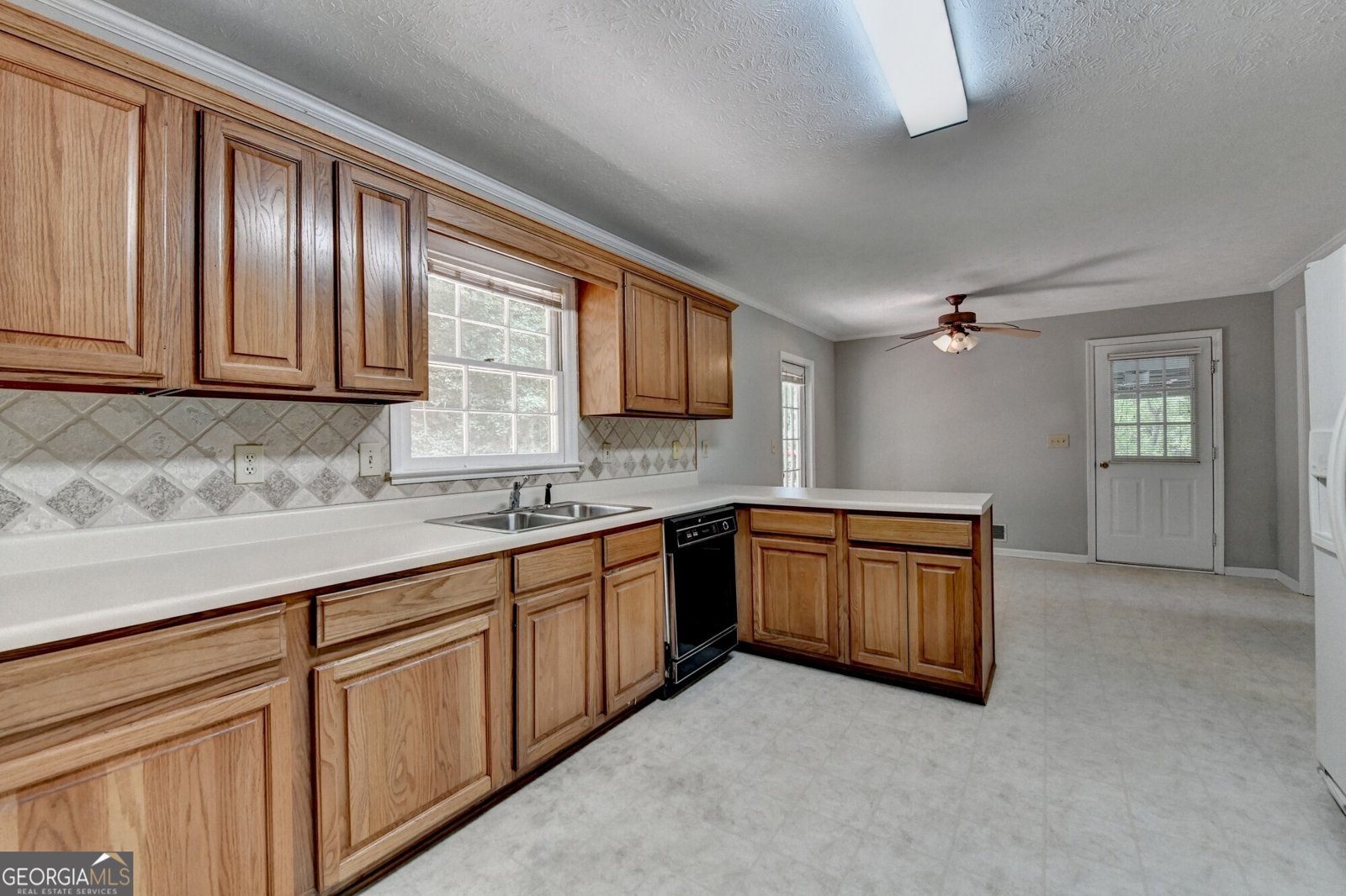 1592 Walkway Court Lilburn - 20
