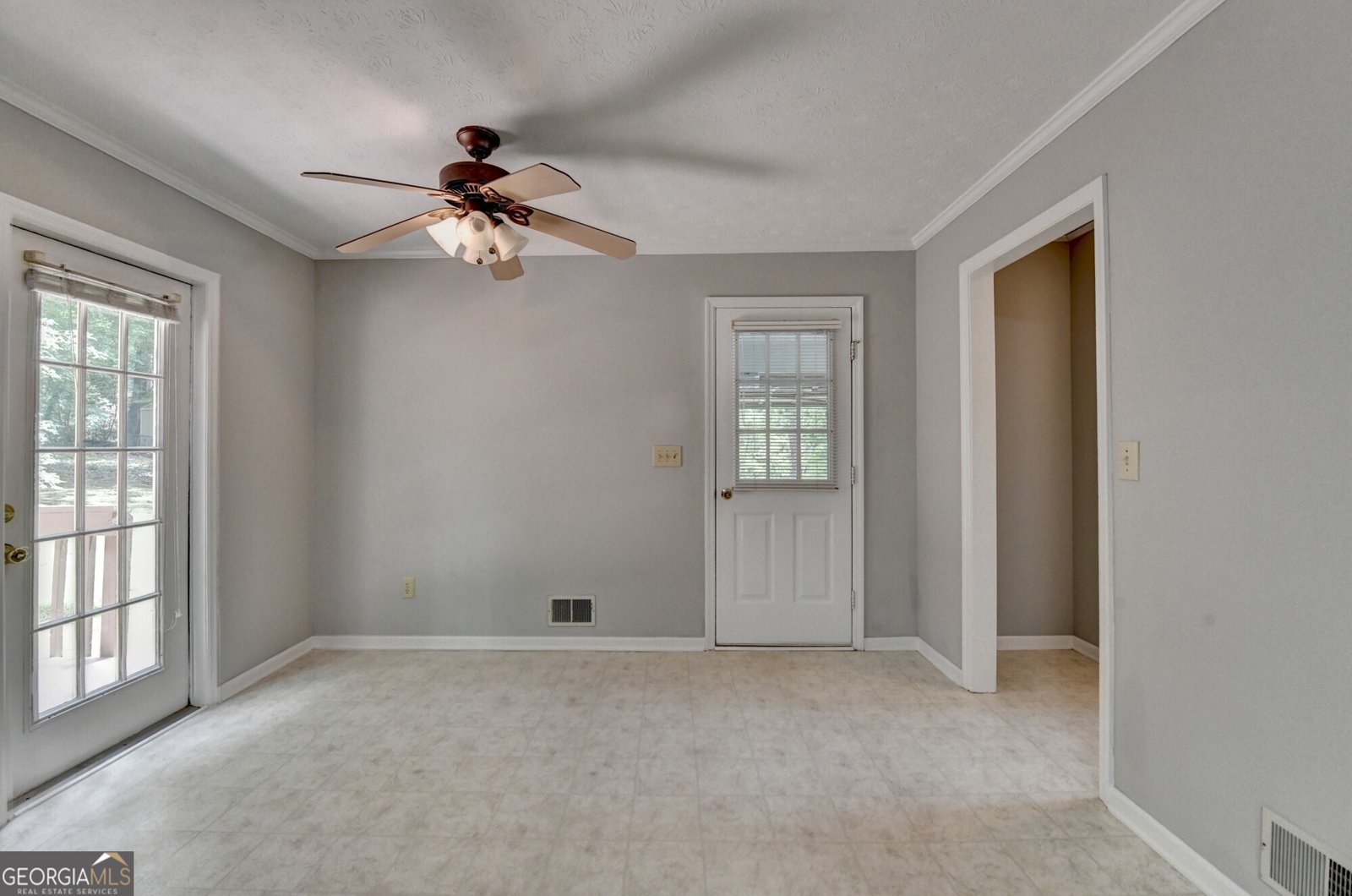 1592 Walkway Court Lilburn - 24