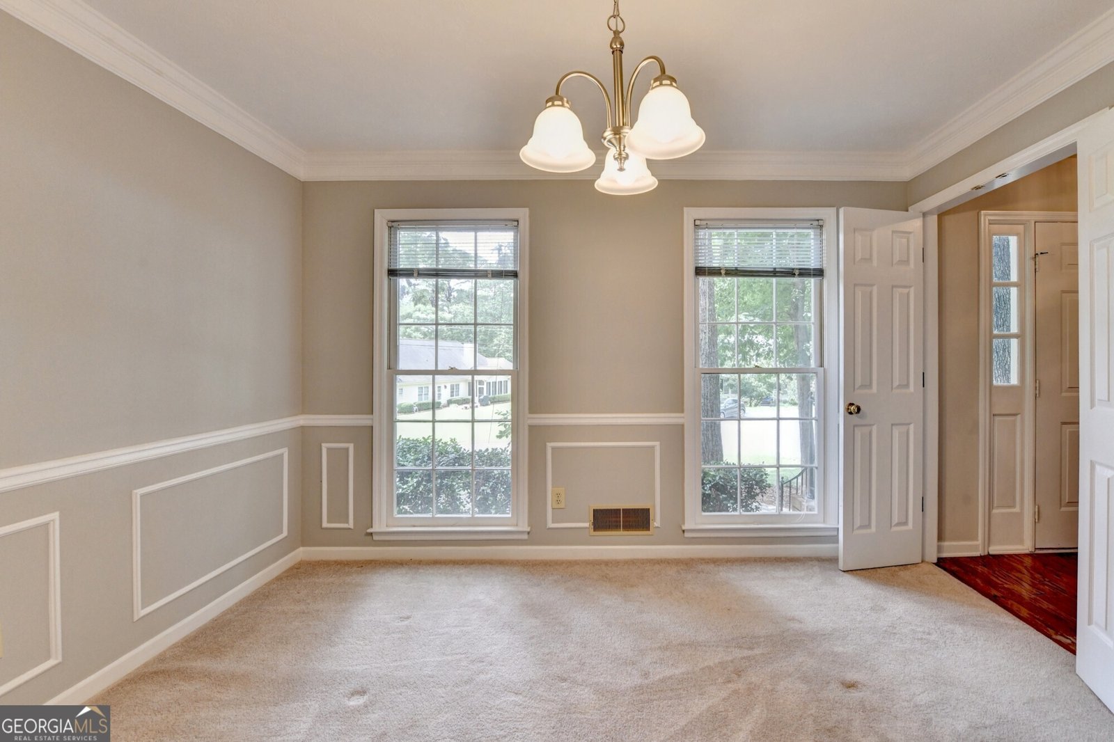 1592 Walkway Court Lilburn - 8