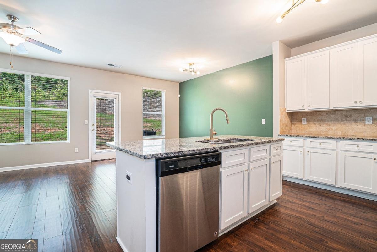3271 Pennington Drive Stonecrest - 9